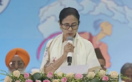 দুর্গা পূজার অনুদান বাড়ানো হল ২৫ হাজার টাকা, বিদ্যুতে ৮০ শতাংশ ছাড়