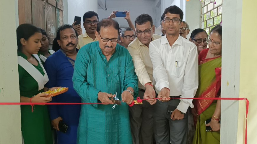 অনুপ্রবেশ রোখার কাজ কেন্দ্রের: বিমান