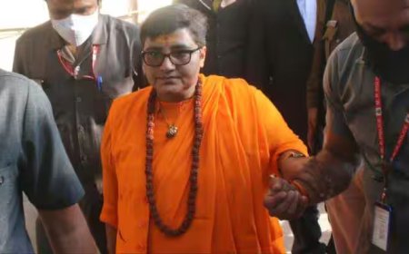 'জোর করে বলানো হয়েছিল মোদী, যোগীর নাম', বিস্ফোরক দাবি প্রাক্তন সাংসদ প্রজ্ঞা ঠাকুরের