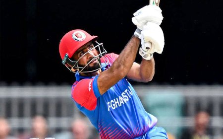 এক ওভারে ৪৫ রান তুলে অনন্য নজির আফগান ব্যাটারের