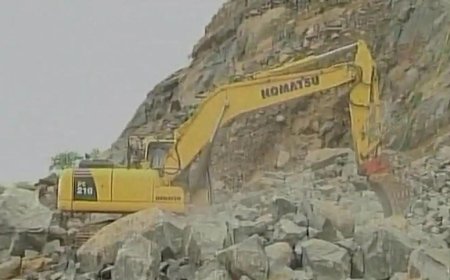 পাথর খাদানে ভয়াবহ ধসে মৃত ৬ শ্রমিক, আহত ১০