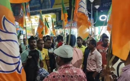 শুভেন্দুর গাড়িতে হামলা, বিজেপির বিক্ষোভ বারুইপুরে