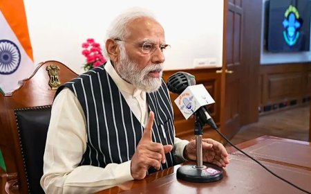 ‘মন কি বাত’ থেকে আয় ৩৪ কোটি, রাজ্যসভায় জানাল কেন্দ্র