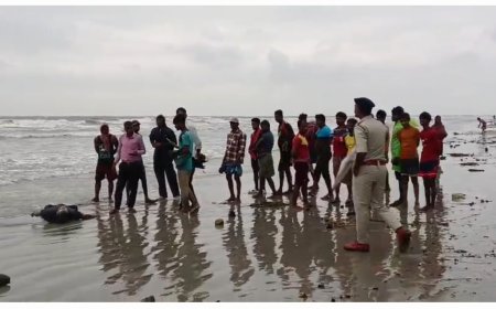 অবশেষে উদ্ধার হল সমুদ্রে নিখোঁজ হয়ে যাওয়া দুই মৎস্যজীবীর দেহ