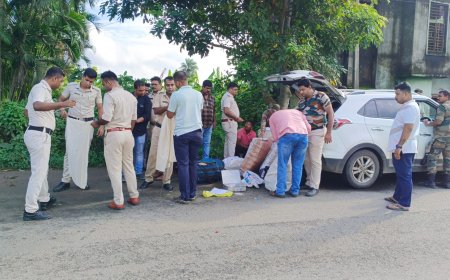 বারুইপুরে প্রচুর পরিমাণে গাঁজা ও  টাকা উদ্ধার, আটক গাড়ি, ধৃত ৫