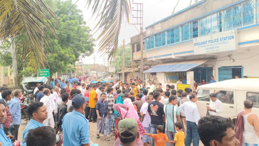 ছাত্রীর শ্লীলতাহানির অভিযোগে  প্রধান শিক্ষক গ্রেপ্তার ঢোলাহাটে