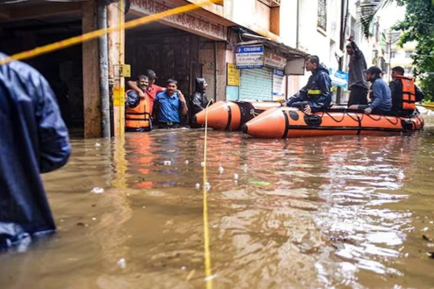 প্রবল বৃষ্টিতে বিপর্যস্ত, মৃত ২৫২