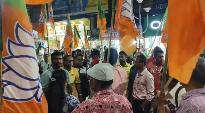 শুভেন্দুর গাড়িতে হামলা, বিজেপির বিক্ষোভ বারুইপুরে