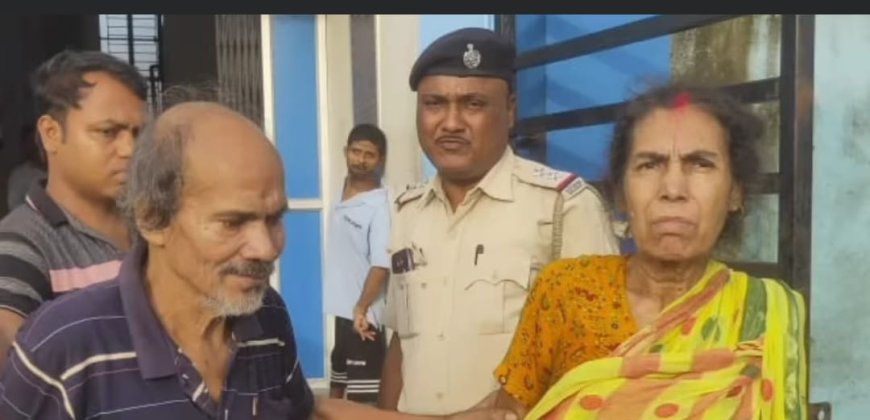 অবশেষে বৃদ্ধা দম্পতির ঠাঁই মিলল  বারুইপুর পুরসভার আশ্রয়হীনদের হোমে