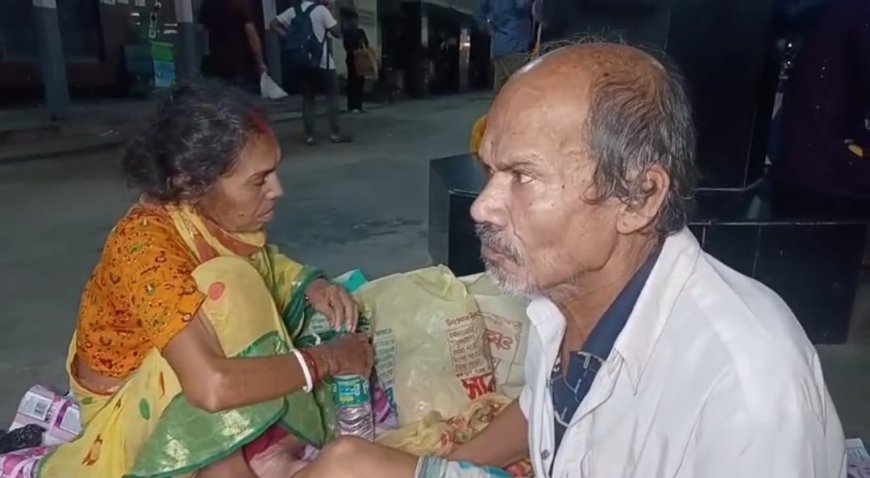 ছেলের আশায় বসে থেকে স্বামী চলে  গেলেন না ফেরার দেশে, বিপাকে মা