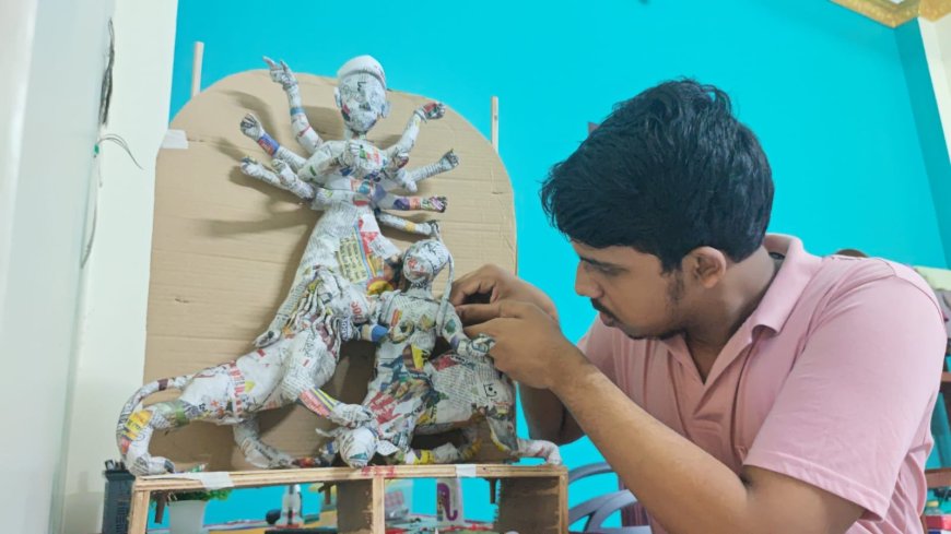 শান্তিপুরের স্কুল পাস করা ছাত্র বানালো কাগজ দিয়ে পরিবেশবান্ধব দুর্গা, করে সে নিজেই আরাধনা
