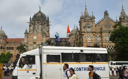 ফের মুম্বইয়ে জঙ্গি হামলার ছক, লুকিয়ে ১৪ পাক জঙ্গি, জারি হাই অ্যালার্ট