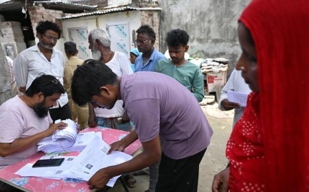 অক্টোবর মাস থেকে দেশজুড়ে শুরু হতে চলেছে এসআইআর