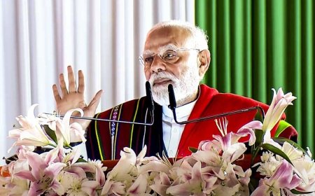 ‘উন্নয়নের জন্য শান্তি জরুরি’, মণিপুরে বার্তা মোদির