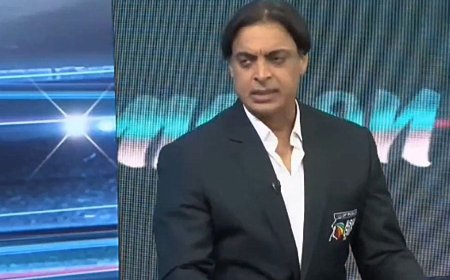 ‘হাত মেলানো উচিত ছিল ওদের’, পাকিস্তানের দোষ ঢাকতে সূর্যদের সমালোচনা শোয়েবের