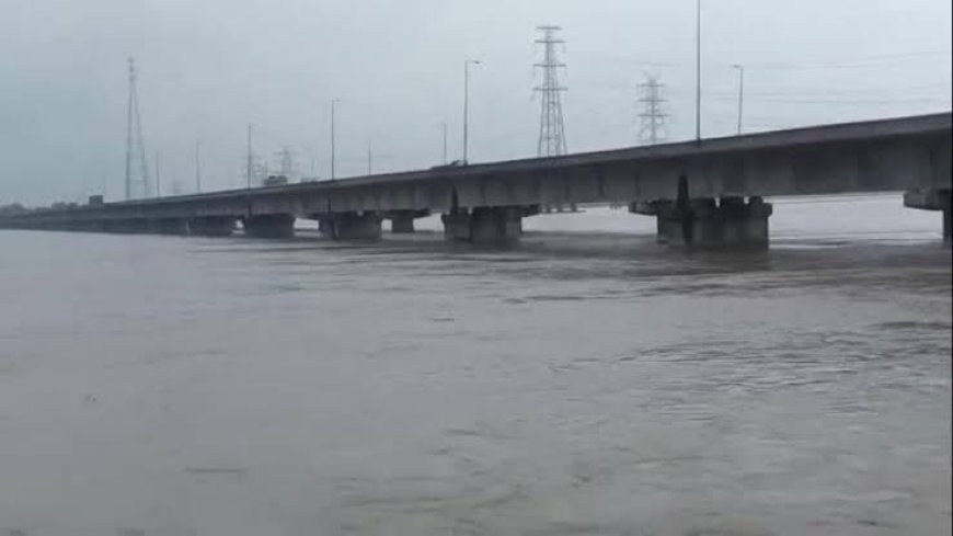 জল বাড়ছে তিস্তা এবং জলঢাকা নদীতে। অসংরক্ষিত এলাকায় হলুদ সর্তকতা জারি