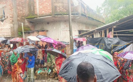 বাড়ির ভিতর থেকে মা ও ছেলের রক্তাক্ত দেহ উদ্ধার, গ্রেফতার দুই