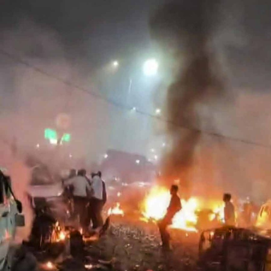 গাড়ি বিস্ফোরণের ঘটনায় আটক ৪ সন্দেহভাজন, দিল্লির হোটেলে হোটেলে তল্লাশি, চলছে জেরাও