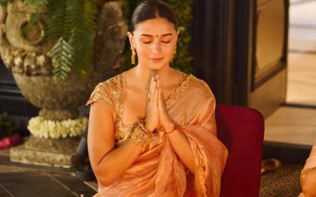 খান–বচ্চনকে ছাপিয়ে ২৫০ কোটির বাংলোয় গৃহপ্রবেশ, পরিবারের সুখের ঝলক শেয়ার করলেন রণবীর–আলিয়া