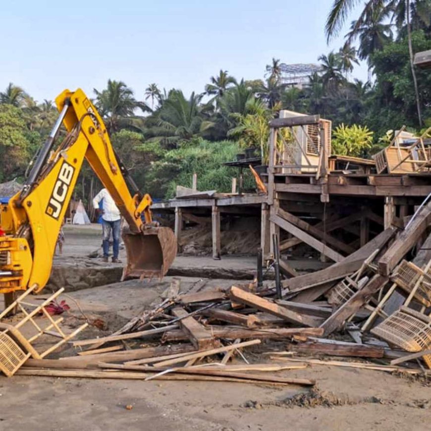 কেড়েছে ২৫টি প্রাণ, বুলডোজারে লুথরাদের অন্য একটি নৈশক্লাব গুঁড়িয়ে দিল সরকার