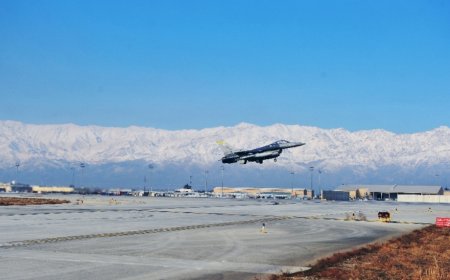 ৪০০-র বেশি ‘অনিয়ন্ত্রিত’ বিমানঘাঁটি পর্যবেক্ষণের নির্দেশ কেন্দ্রের