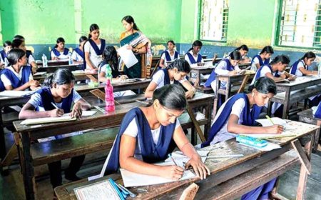 উচ্চমাধ্যমিক পরীক্ষা দিতে এসে অসুস্থ হয়ে পড়ল এক ছাত্রী, দেওয়া হল না পরীক্ষা