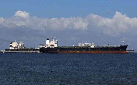 ইরানের ৩ তেলের ট্যাঙ্কার আটক ভারতের