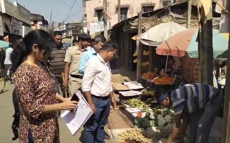 পশ্চিম মেদিনীপুরে উপভোক্তা সুরক্ষা দপ্তরের অভিযান, ঘাটাল–দাসপুরে একাধিক দোকানে নোটিশ