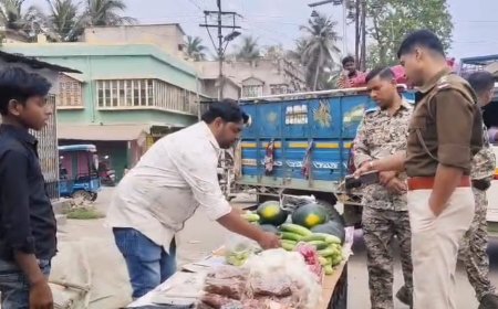 রমজানে ফলের বাজারে কালোবাজারির অভিযোগ, দামে লাগাম টানতে মাঠে প্রশাসন