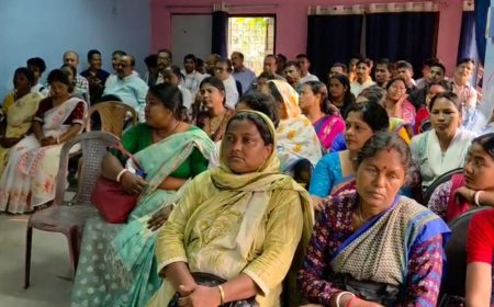 জলপাইগুড়ি সদরে কাঁচা চা পাতা দিয়ে হস্তশিল্পভিত্তিক চা উৎপাদনের প্রশিক্ষণ, স্বনির্ভরতার পথে অভিনব উদ্যোগ