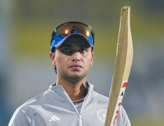 অভিষেককে নিয়ে উদ্বেগে ভারত