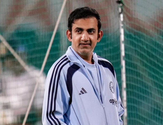 বিশ্বকাপের মাঝেই গম্ভীরকে প্রস্তাব আইপিএলের দলের