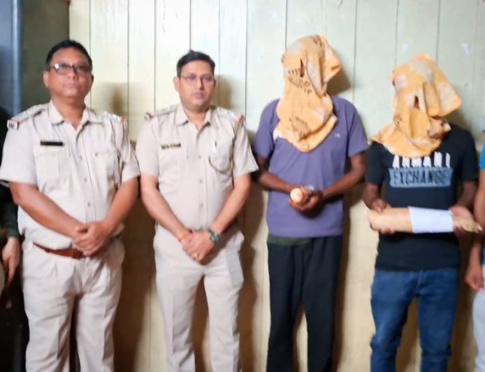 ভুটান সীমান্তে হাতির দাঁত পাচার রুখল বন দফতর, গ্রেফতার দুই