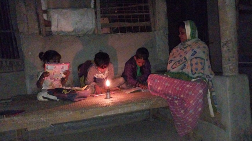 কুলতলিতে লো ভোল্টেজে নাজেহাল দুই গ্রাম পঞ্চায়েত, পরীক্ষার মরসুমে চরম ভোগান্তি পড়ুয়াদের