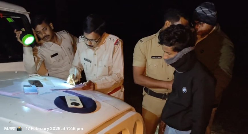 ভারত–বাংলাদেশ সীমান্তে ২৫০ বোতল নিষিদ্ধ কাশির সিরাপ উদ্ধার, নদিয়ায় গ্রেফতার এক পাচারকারী