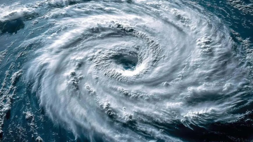 মঙ্গল–বুধে বৃষ্টির ইঙ্গিত ৩ জেলায় পাকা আলু তুলতে সতর্কবার্তা হাওয়া অফিসের