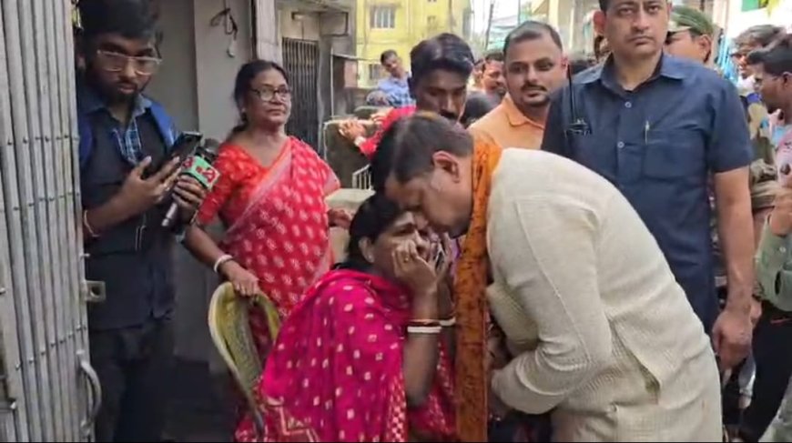 পানিহাটিতে ‘গৃহ সম্পর্ক অভিযান’-এ কেন্দ্রীয় মন্ত্রী সুকান্ত মজুমদার, বাড়ি বাড়ি গিয়ে জনসংযোগ