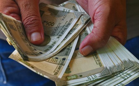 রাজ্য সরকারি কর্মীদের বকেয়া ডিএ-র ২৫ শতাংশ মেটাতে সুপ্রিম কোর্টে সময় চাইল রাজ্য সরকার