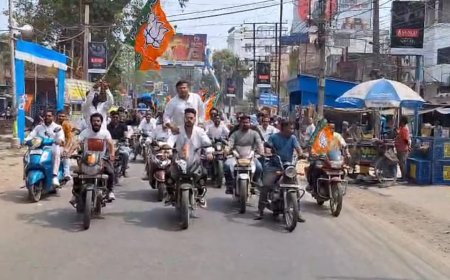 কাঁচরাপাড়ায় বিজেপির বাইক র‍্যালি ঘিরে উত্তেজনা, পুলিশের সঙ্গে ধস্তাধস্তি