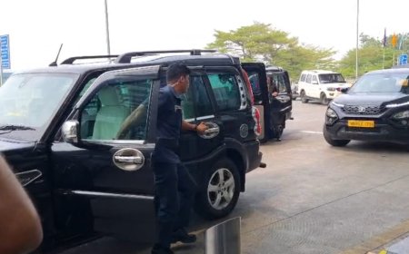 কলকাতা: বাগডোগরার উদ্দেশ্যে রওনা শুভেন্দু অধিকারী, একাধিক ইস্যুতে রাজ্য সরকারকে নিশানা