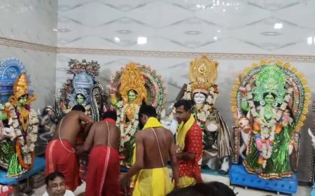 মহামারী রুখতে শুরু হয়েছিল পুজো; শিবনগরের ‘কাঁকড়া বুড়ি’র ঘটত্তোলনের সময় আজও নদীতে ওঠে কাঁকড়া, আকাশে ওড়ে শঙ্খচিল*