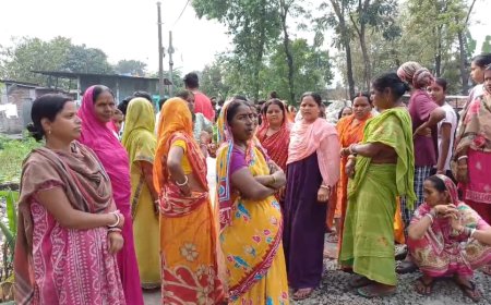 দার্জিলিংয়ের শিলিগুড়ি সংলগ্ন বাসবাড়ি বাড়িভাষায় মোবাইল টাওয়ার বসানোকে ঘিরে উত্তেজনা, ক্ষোভে বাসিন্দারা