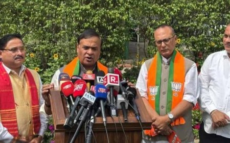 অসমে আবার ভাঙন কংগ্রেসে, বিজেপিতে যোগ দিলেন সাংসদ প্রদ্যোৎ বরদলৈ