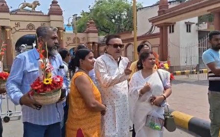 দক্ষিণেশ্বরে পুজো দিয়ে প্রচার শুরু, দিলীপ ঘোষকে কটাক্ষ মদন মিত্রর