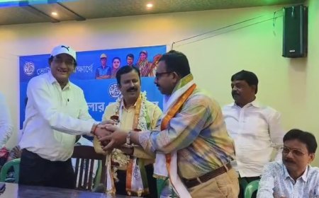 কর্মীদের সঙ্গে সৌজন্য সাক্ষাৎ, সংগঠন চাঙ্গা করতে বার্তা উজ্জ্বল চ্যাটার্জির