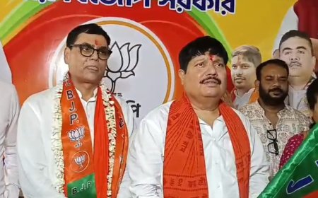 উত্তর ব্যারাকপুরে তৃণমূল ছেড়ে বিজেপিতে যোগদান, অর্জুন সিংয়ের হাত ধরে শিবির বদল