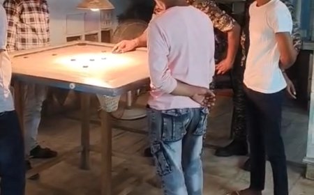 ভোটের ডিউটিতে ক্যারাম খেলায় মেতেছিল জওয়ানরা, সাসপেন্ড ৩ কেন্দ্রীয় বাহিনীর সদস্য