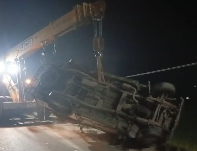 কোচবিহারে বাইক ও সাফারি গাড়ির সংঘর্ষ, আহত বাইক চালক