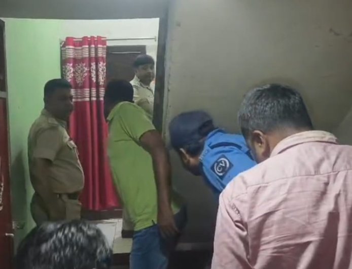 মালদায় বৃদ্ধার অস্বাভাবিক মৃত্যু ঘিরে চাঞ্চল্য, আটক বড় ছেলে