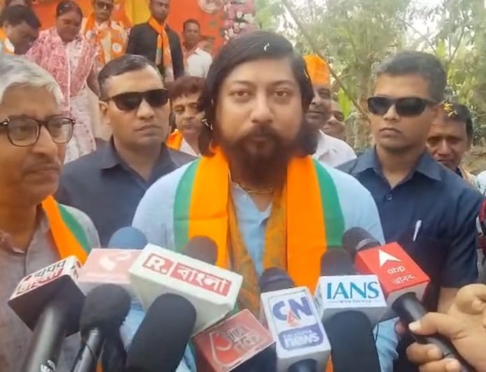 মালদা জ্ঞানেশ কুমারকে কালো পতাকা দেখানো নিয়ে রাজ্যকে নিশানা নিশিত প্রামানিকের